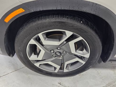 Certified 2025 Hyundai Palisade SEL FWD image 18