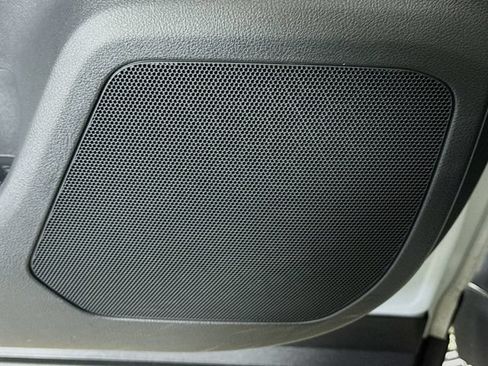 Used 2025 Toyota Grand Highlander AWD image 15