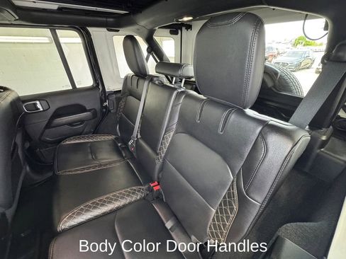 Used 2021 Jeep Wrangler Unlimited Sahara AWD/4WD image 22