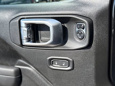 New 2026 Jeep Gladiator Sport AWD/4WD image 25