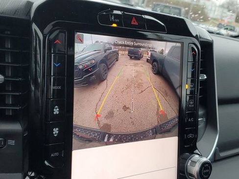 New 2026 RAM 1500 4x4 Crew Cab image 11