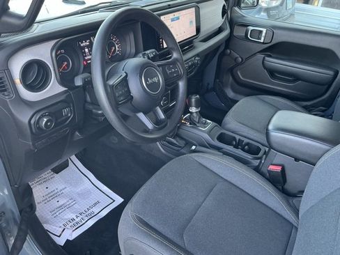 Used 2024 Jeep Wrangler Sport image 9