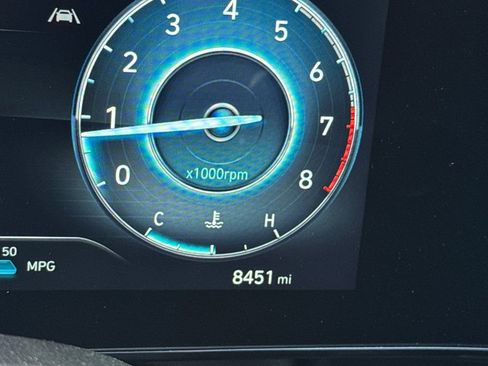 Used 2025 Hyundai Elantra N Base image 24