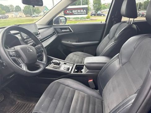 Used 2024 Mitsubishi Outlander SE AWD/4WD image 4