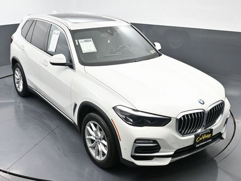 Used 2021 BMW X5 xDrive40i w/ Convenience Package image 42