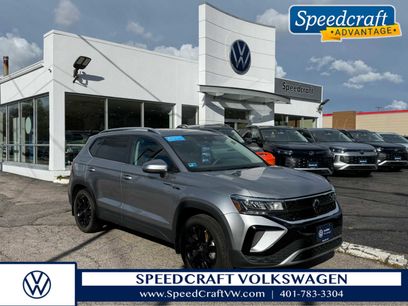 Certified 2023 Volkswagen Taos SE w/ Panoramic Sunroof Package