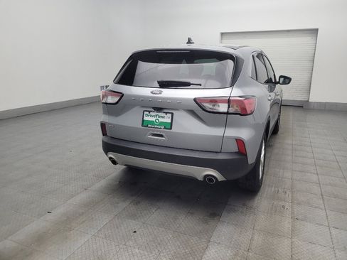 Used 2021 Ford Escape SE FWD image 9