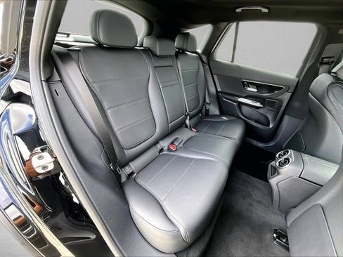 Used 2026 Mercedes-Benz GLC 300 GLC 300 image 29