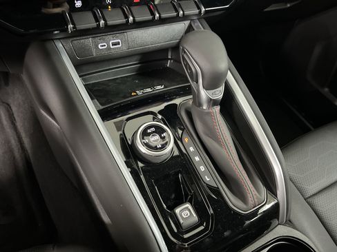 New 2025 Chevrolet Colorado Z71 w/ Midnight Edition image 51