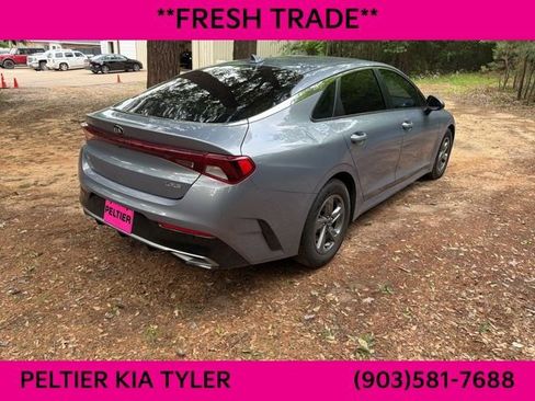 Used 2021 Kia K5 LXS FWD image 11