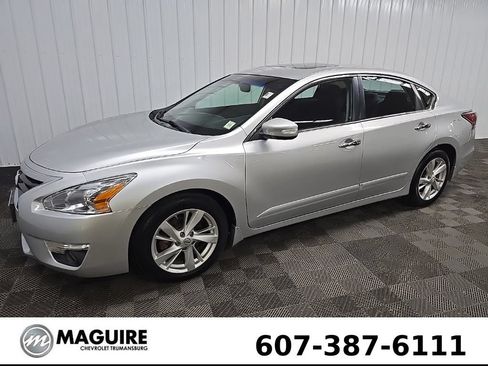 Used 2015 Nissan Altima 2.5 SV w/ Convenience Package FWD image 6