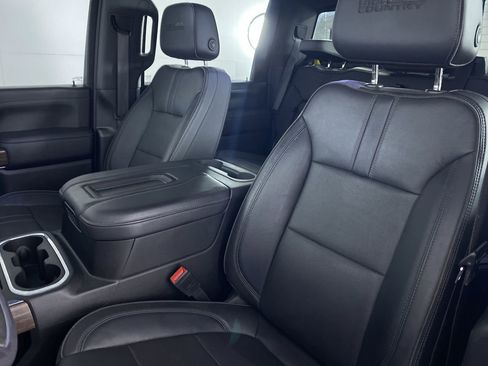 Certified 2021 Chevrolet Silverado 2500 High Country w/ Z71 Off-Road Package image 11