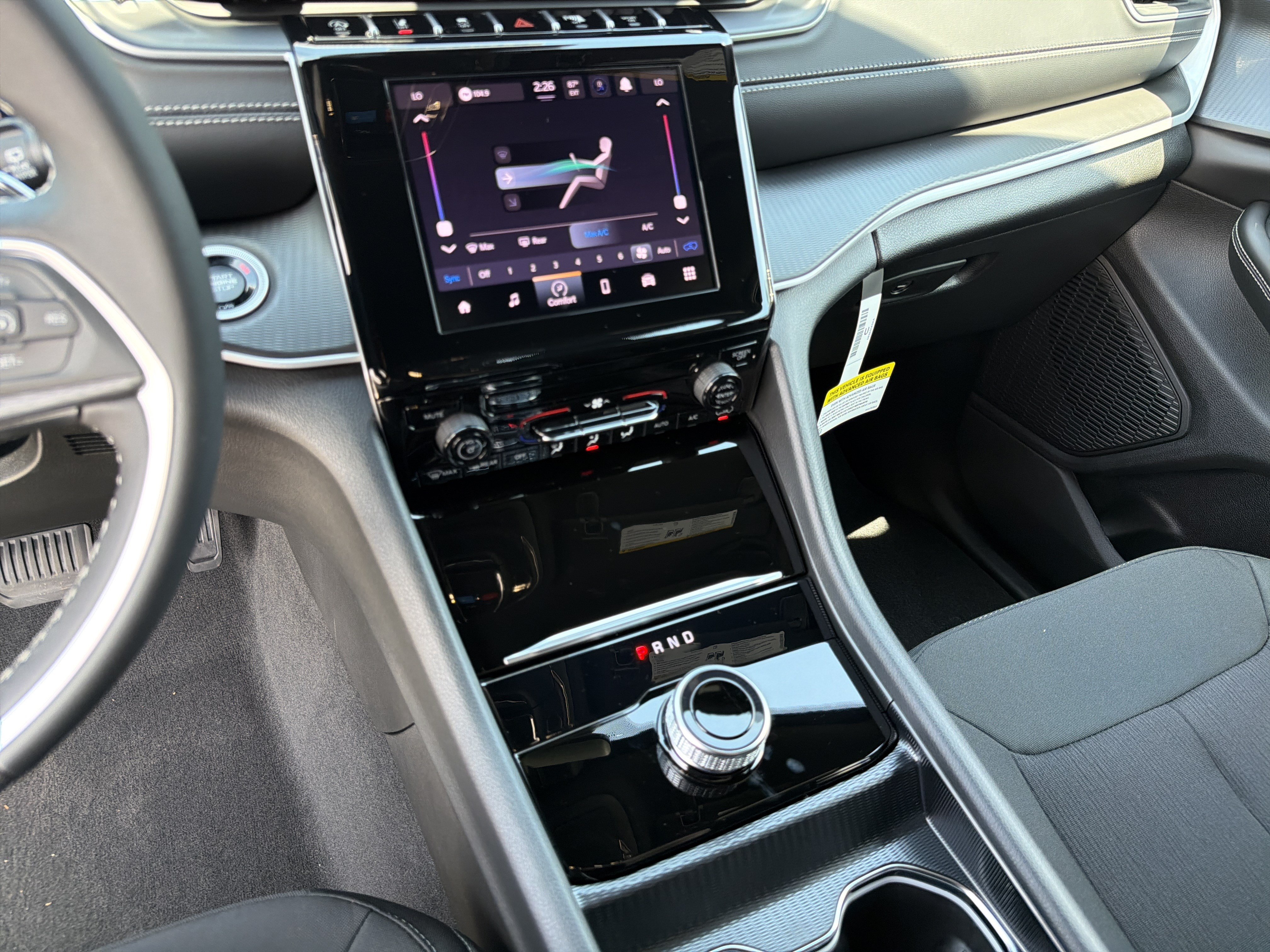 New 2026 Jeep Grand Cherokee Laredo RWD image 32