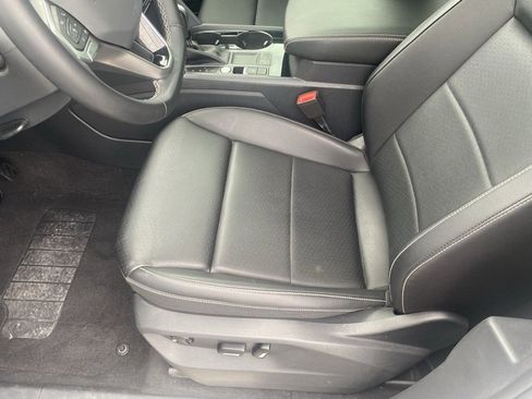 Used 2023 Volkswagen Atlas SE w/ Panoramic Sunroof Package image 11