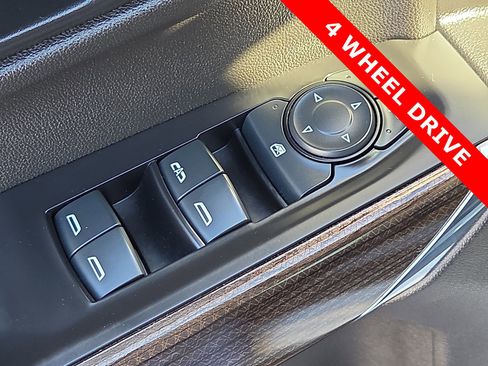 Used 2020 Chevrolet Silverado 1500 LT w/ All-Star Edition image 13