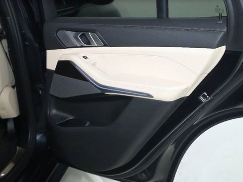 Used 2021 BMW X5 M50i w/ Premium Package image 32