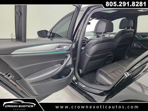 Used 2019 BMW M550i xDrive image 21