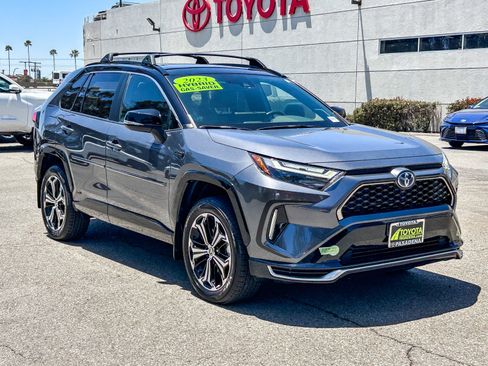 Used 2023 Toyota RAV4 XSE w/ Weather Package AWD/4WD image 3