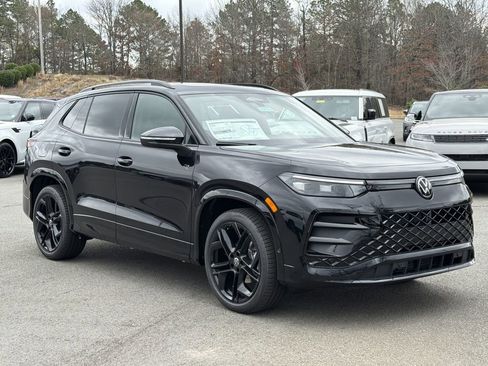 New 2026 Volkswagen Tiguan SE R-Line FWD image 7