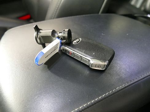 Used 2020 Kia Telluride S AWD/4WD image 20