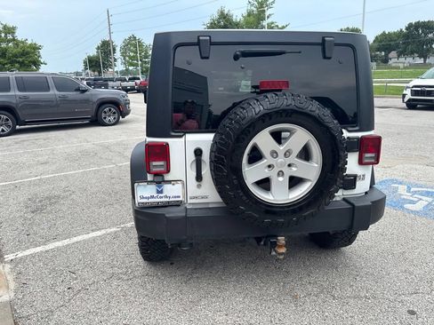 Used 2018 Jeep Wrangler Unlimited Sport S AWD/4WD image 23