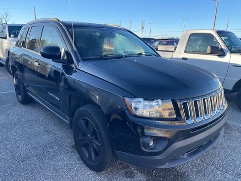 Used 2017 Jeep Compass High Altitude image 8