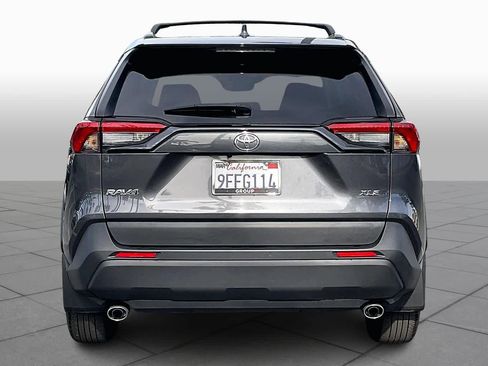Used 2023 Toyota RAV4 XLE w/ Convenience Package image 4