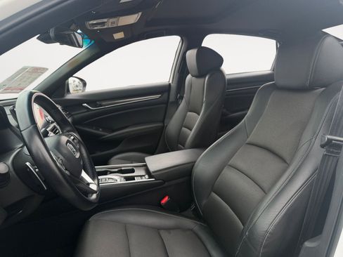 Used 2022 Honda Accord Sport image 9