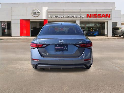 New 2025 Nissan Sentra SV w/ All-Weather Package image 4