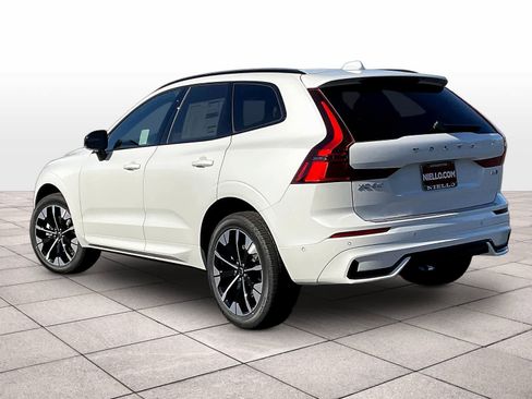 New 2026 Volvo XC60 B5 Plus w/ Climate Package AWD/4WD image 3
