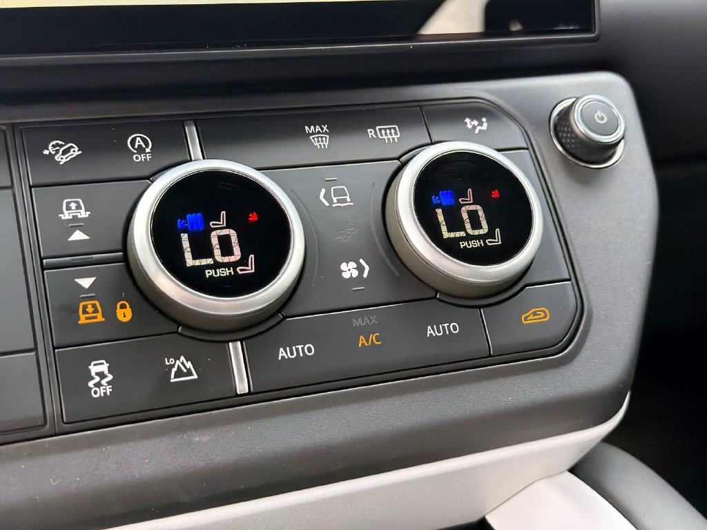 New 2026 Land Rover Defender 110 X-Dynamic SE AWD/4WD image 25