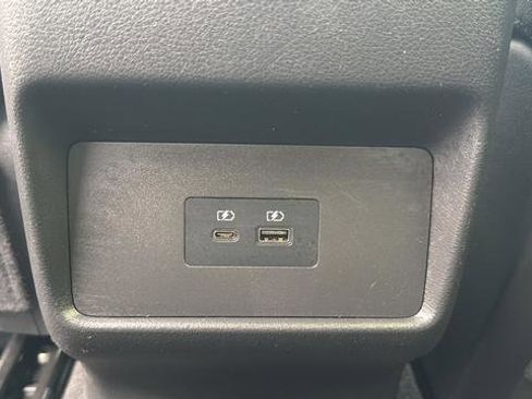 Used 2023 Nissan Rogue SV AWD/4WD image 29
