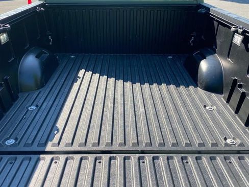Used 2024 Toyota Tundra Platinum AWD/4WD image 30