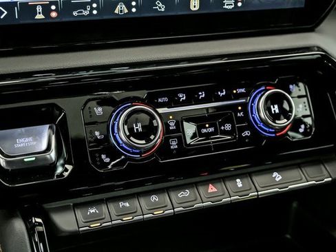 New 2026 GMC Sierra 1500 AT4 w/ Technology Package image 17