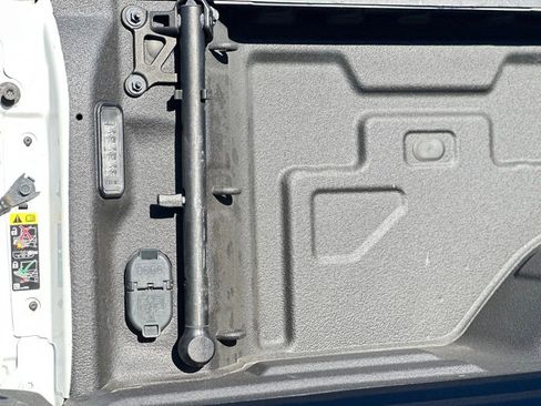 Used 2024 GMC Sierra 2500 AT4 w/ AT4 Preferred Package image 16