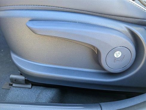 New 2026 Hyundai Venue SEL image 11