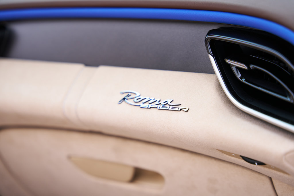 Used 2025 Ferrari Roma Spider RWD image 54