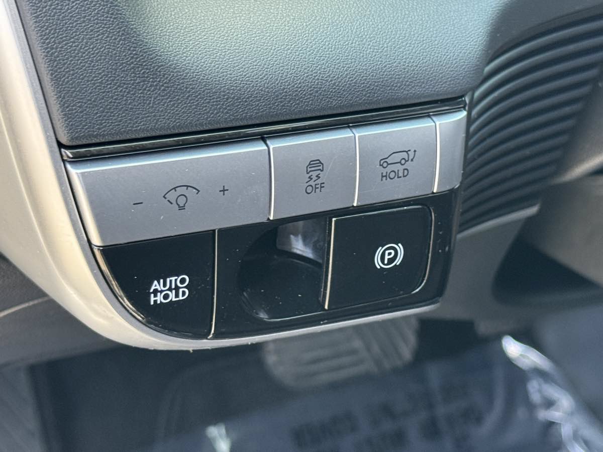 Used 2024 Hyundai Ioniq 5 SEL RWD image 30