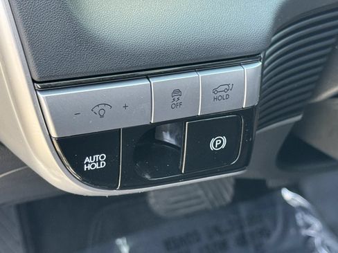 Used 2024 Hyundai Ioniq 5 SEL RWD image 30