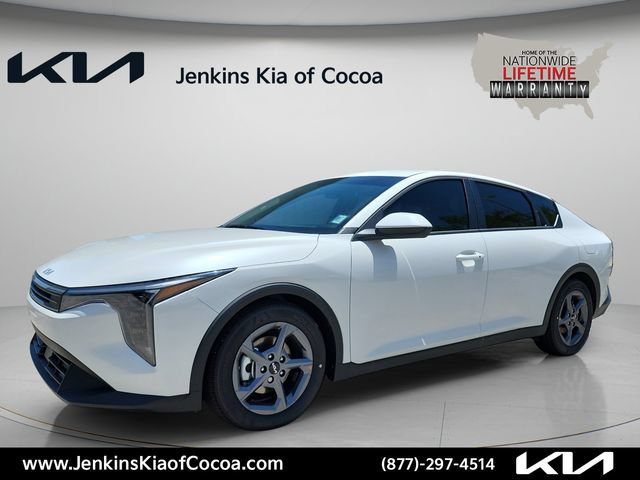New 2026 Kia K4 FWD image 10