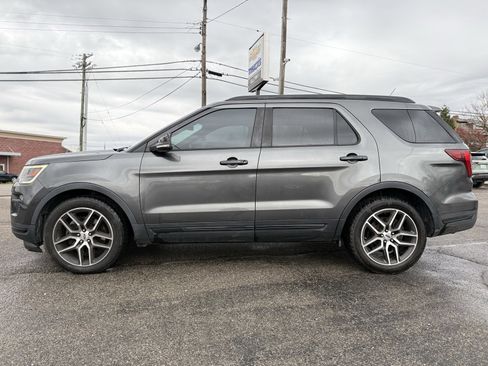 Used 2018 Ford Explorer Sport w/ Equipment Group 401A image 3