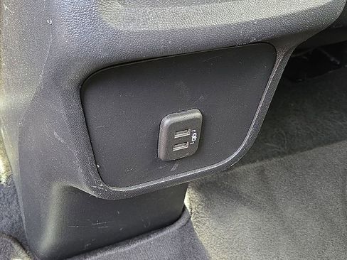 Used 2021 Chevrolet Equinox LT image 15