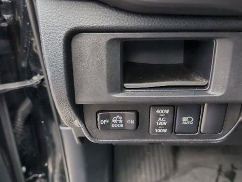 Used 2019 Toyota Tacoma TRD Pro AWD/4WD image 13