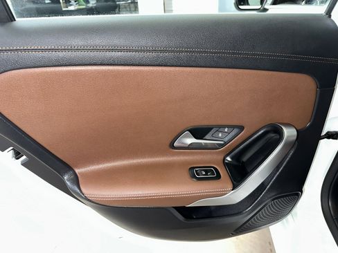 Used 2022 Mercedes-Benz A 220 4MATIC image 19
