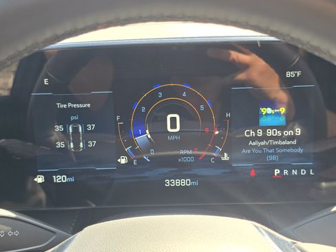 Used 2025 Chevrolet Equinox LT FWD image 34