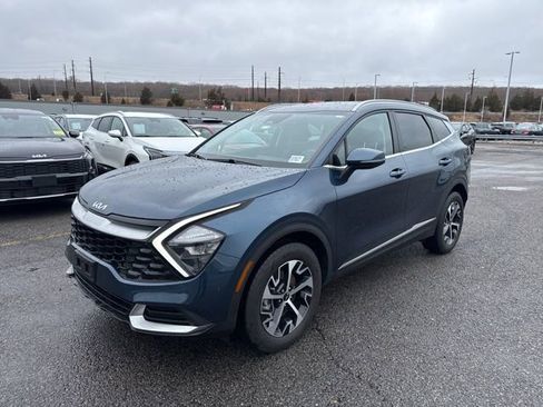 Used 2023 Kia Sportage EX image 1