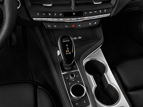 Used 2025 Cadillac CT4 V image 9