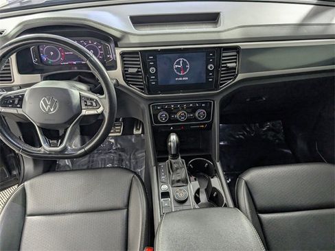 Used 2020 Volkswagen Atlas Cross Sport SEL R-Line image 13
