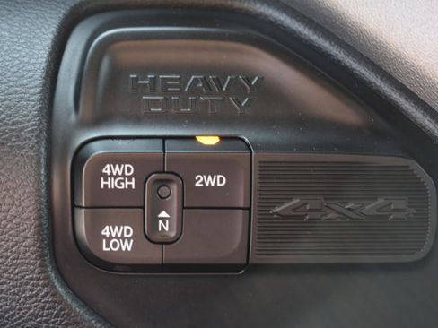Used 2022 RAM 2500 Big Horn AWD/4WD image 28
