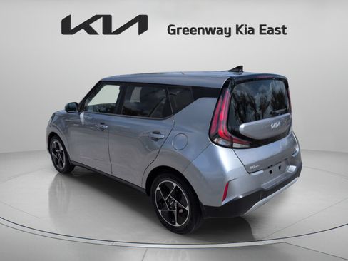 Certified 2023 Kia Soul EX FWD image 8